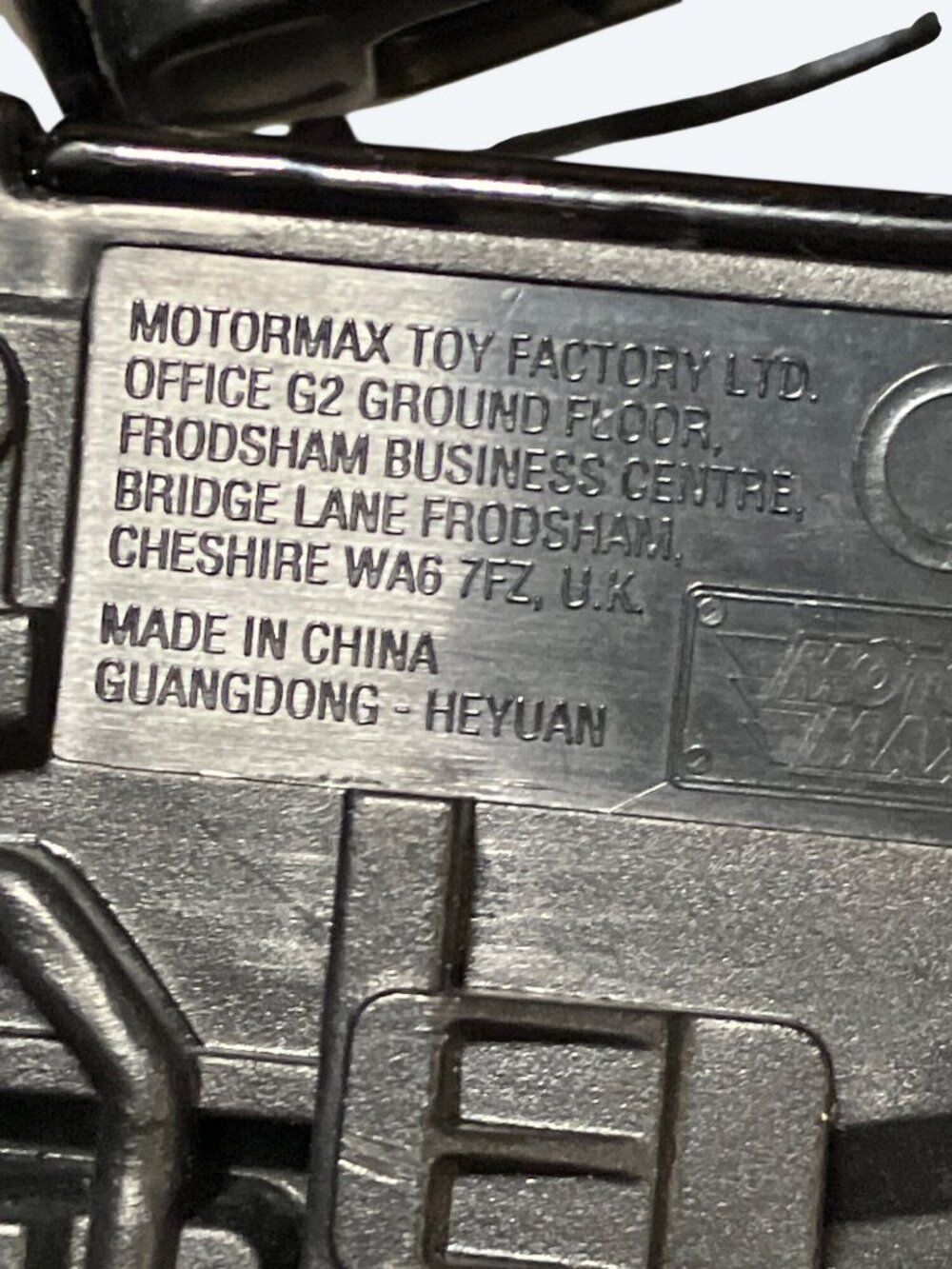 Diecast Chevy Silverado 1:27 Scale Black Truck By Motormax Collectible for Parts - Picture 13 of 14